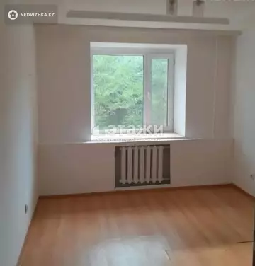 1-комнатная квартира, этаж 1 из 5, 30 м²