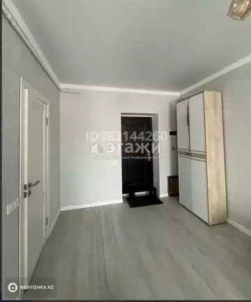 1-комнатная квартира, этаж 3 из 3, 28 м²