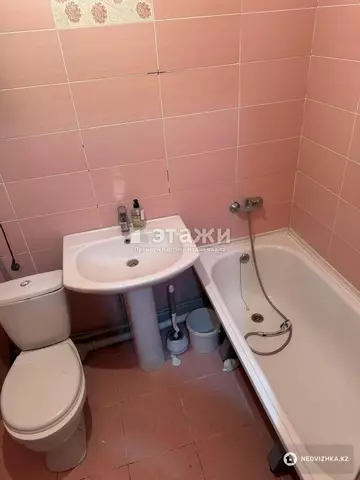 1-комнатная квартира, этаж 1 из 6, 32 м²