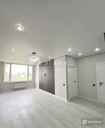 2-комнатная квартира, этаж 9 из 9, 42 м²