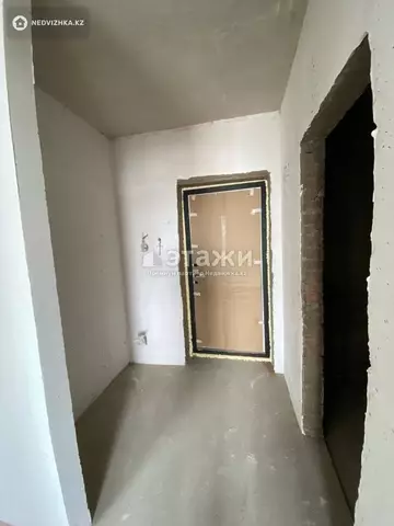 1-комнатная квартира, этаж 6 из 9, 38 м²