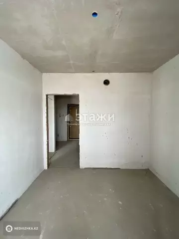 1-комнатная квартира, этаж 6 из 9, 38 м²