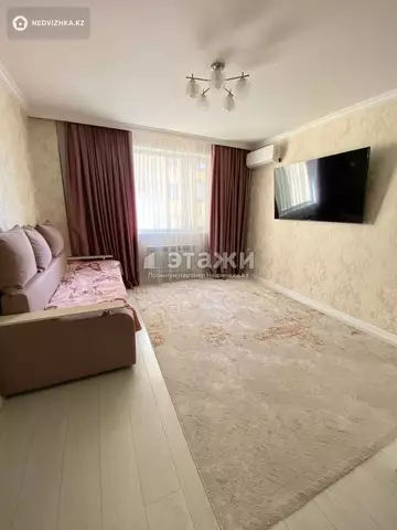 1-комнатная квартира, этаж 4 из 12, 49 м²