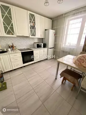 1-комнатная квартира, этаж 4 из 12, 49 м²