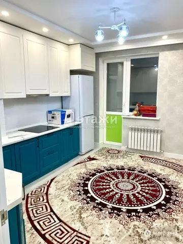 2-комнатная квартира, этаж 8 из 9, 60 м²