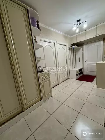 87.1 м², 4-комнатная квартира, этаж 3 из 5, 87 м², изображение - 12