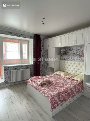 3-комнатная квартира, этаж 8 из 9, 74 м²