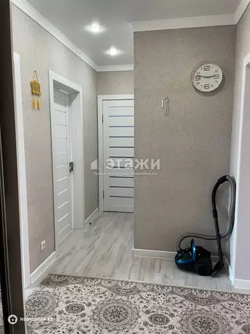 3-комнатная квартира, этаж 8 из 9, 74 м²