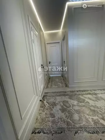4-комнатная квартира, этаж 10 из 14, 125 м²