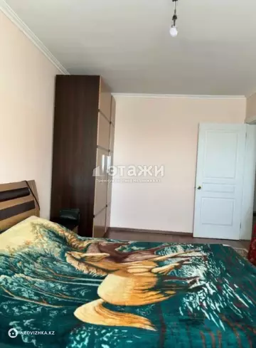2-комнатная квартира, этаж 9 из 25, 72 м²