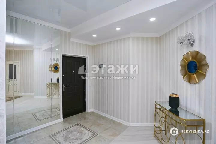145 м², 3-комнатная квартира, этаж 8 из 9, 145 м², изображение - 1