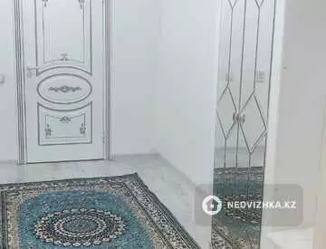 2-комнатная квартира, этаж 3 из 9, 55 м², на длительный срок