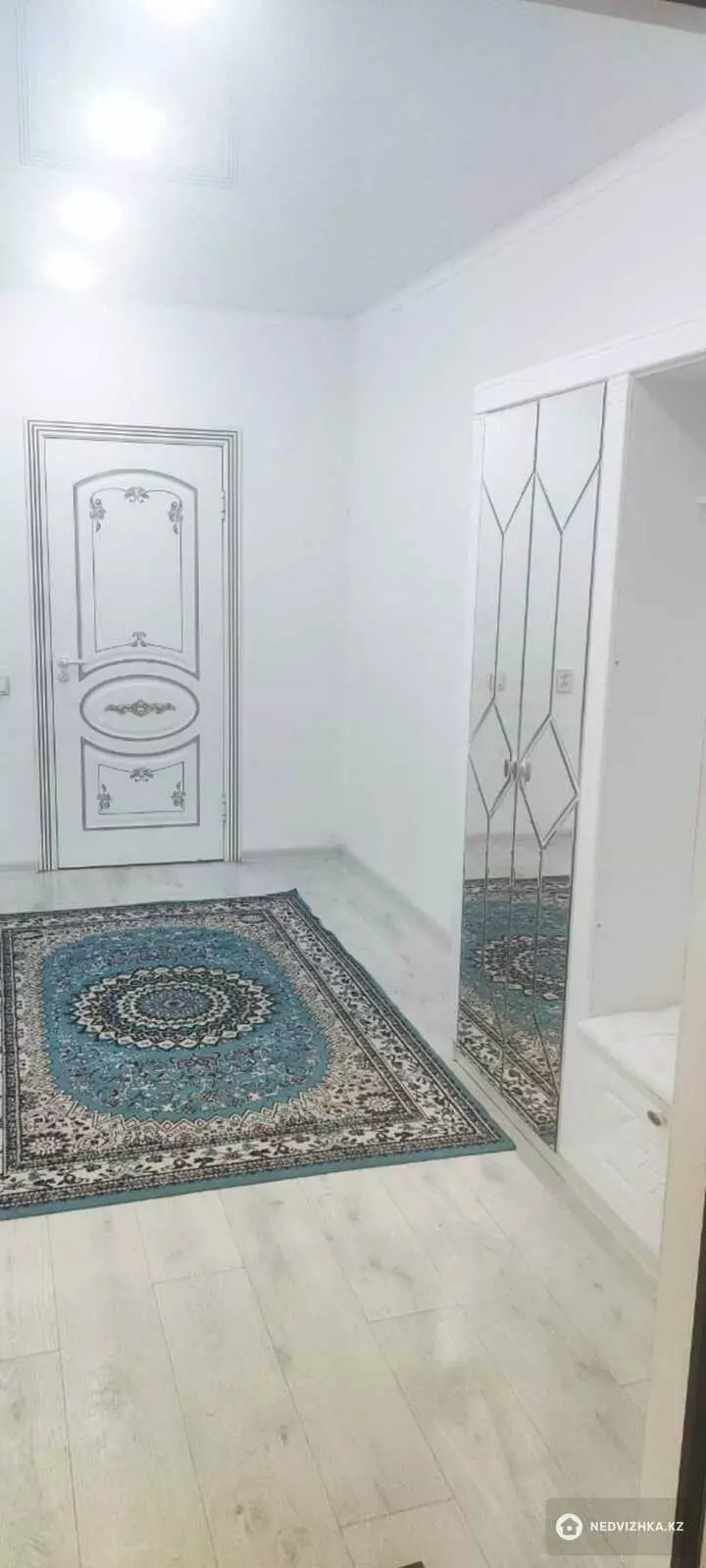 55 м², 2-комнатная квартира, этаж 3 из 9, 55 м², на длительный срок, изображение - 1