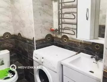 2-комнатная квартира, этаж 3 из 9, 55 м², на длительный срок