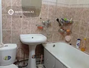 1-комнатная квартира, этаж 3 из 5, 34 м²