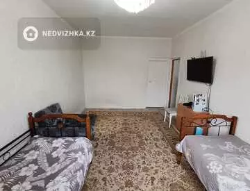 1-комнатная квартира, этаж 8 из 9, 41 м²