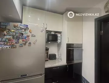 3-комнатная квартира, этаж 4 из 4, 62 м²