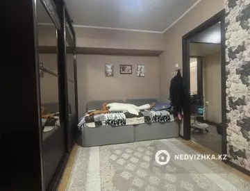 3-комнатная квартира, этаж 4 из 4, 62 м²