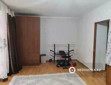 6-комнатная квартира, этаж 2 из 2, 121 м²