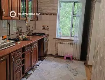 6-комнатная квартира, этаж 2 из 2, 121 м²
