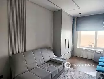4-комнатная квартира, этаж 3 из 6, 88 м²