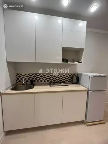 1-комнатная квартира, этаж 10 из 10, 28 м²