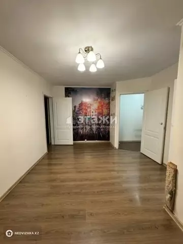 3-комнатная квартира, этаж 4 из 4, 50 м²