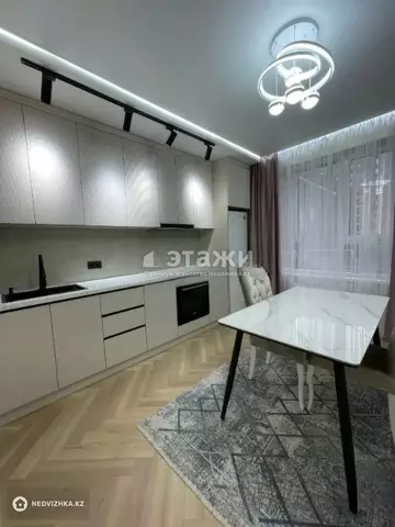 1-комнатная квартира, этаж 3 из 12, 45 м²