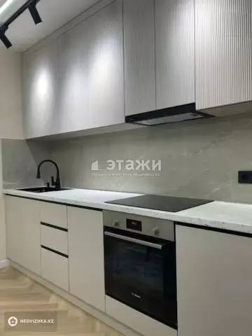 1-комнатная квартира, этаж 3 из 12, 45 м²
