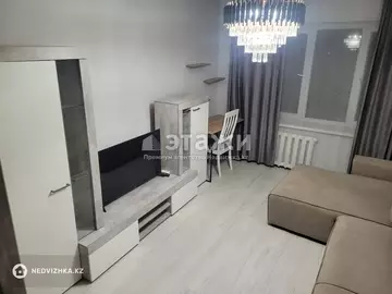 2-комнатная квартира, этаж 4 из 6, 52 м², на длительный срок