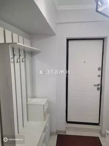 2-комнатная квартира, этаж 4 из 6, 52 м², на длительный срок