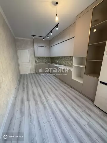 70.8 м², 3-комнатная квартира, этаж 2 из 12, 71 м², изображение - 5
