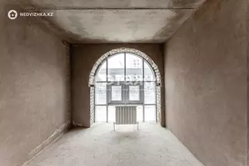 2-комнатная квартира, этаж 2 из 9, 49 м²