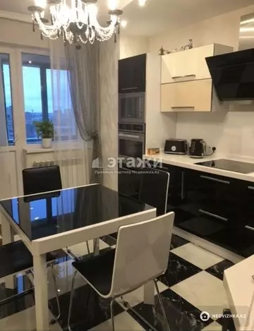 3-комнатная квартира, этаж 14 из 14, 83 м²