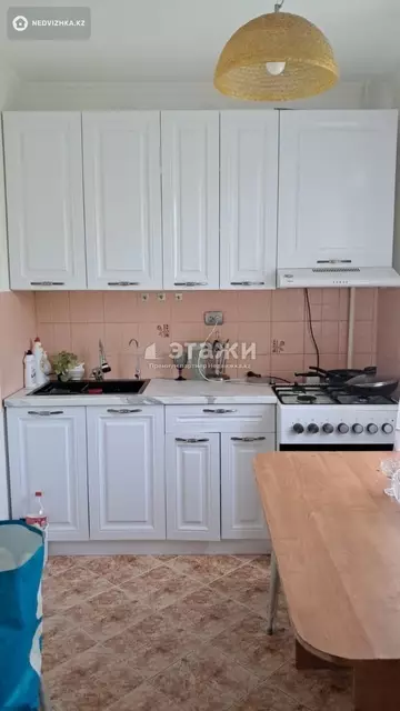 2-комнатная квартира, этаж 3 из 5, 44 м²