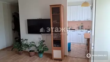 2-комнатная квартира, этаж 3 из 5, 44 м²