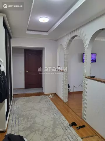 70 м², 2-комнатная квартира, этаж 8 из 9, 70 м², изображение - 5