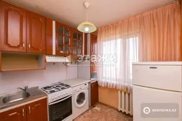 2-комнатная квартира, этаж 3 из 5, 42 м²