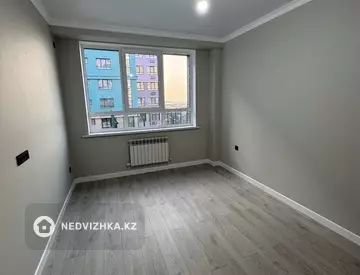 3-комнатная квартира, этаж 2 из 9, 85 м²