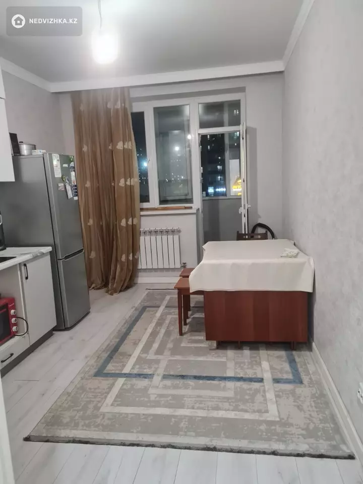 43 м², 1-комнатная квартира, этаж 2 из 12, 43 м², на длительный срок, изображение - 1