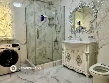 8-комнатный дом, 10 соток, 455 м²