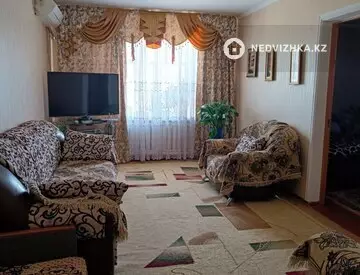 3-комнатная квартира, этаж 1 из 2, 65 м²