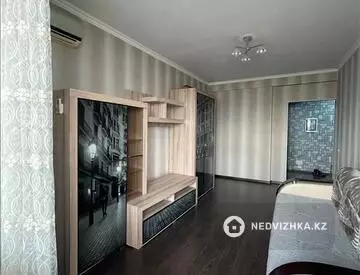 1-комнатная квартира, этаж 16 из 14, 42 м²
