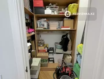 4-комнатная квартира, этаж 13 из 17, 178 м²