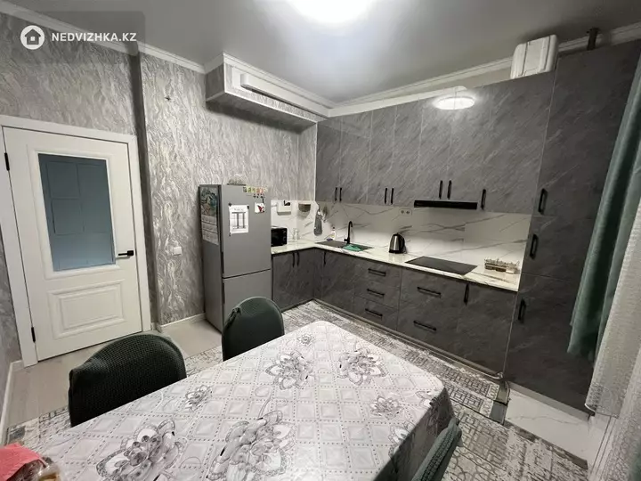 41 м², 1-комнатная квартира, этаж 1 из 8, 41 м², изображение - 1