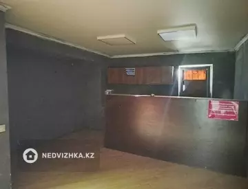 Офисное помещение, этаж 1 из 5, в жилом доме, 120 м²
