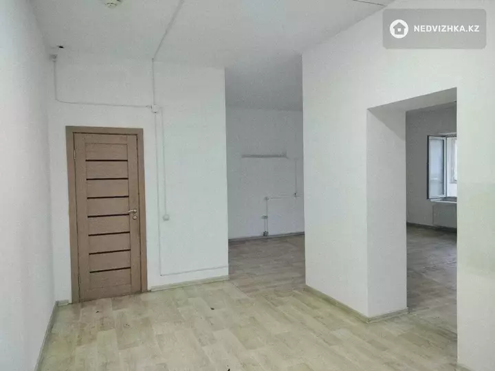 70 м², Офисное помещение, этаж 1 из 12, в жилом доме, 70 м², изображение - 1