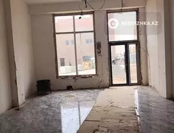 3-комнатная квартира, этаж 4 из 12, 80 м²