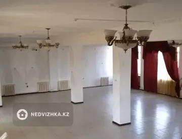 Помещение, этаж 3 из 4, 600 м²