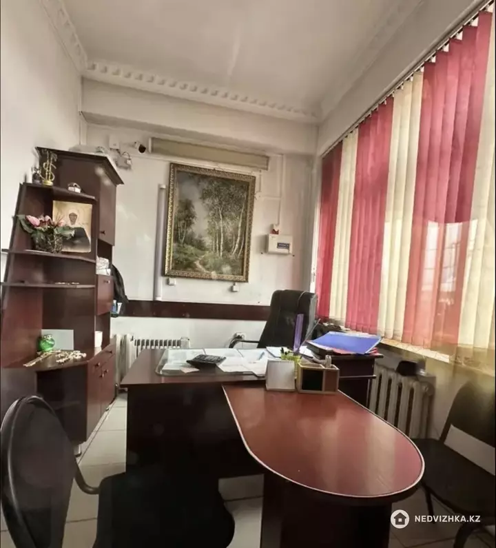 600 м², Помещение, этаж 3 из 4, 600 м², изображение - 1